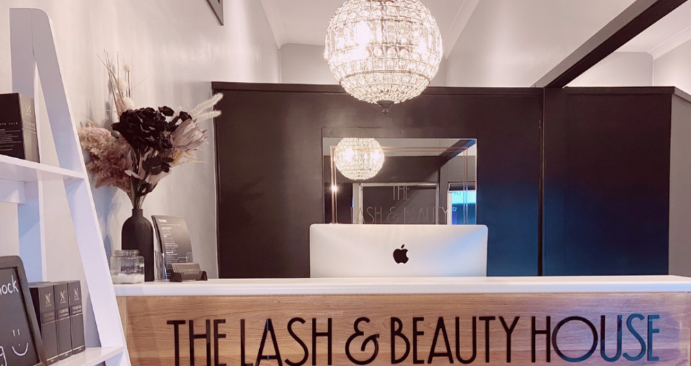 Free Lash and Brow Services Cessnock